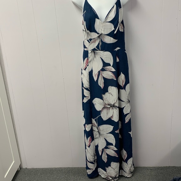 Dynamite - dress - u - Picture 1 of 5